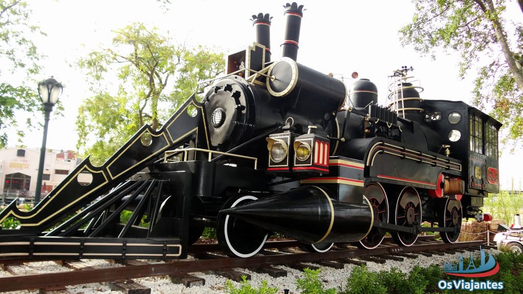 The Jules Verne Train - Orlando - Universal Studios